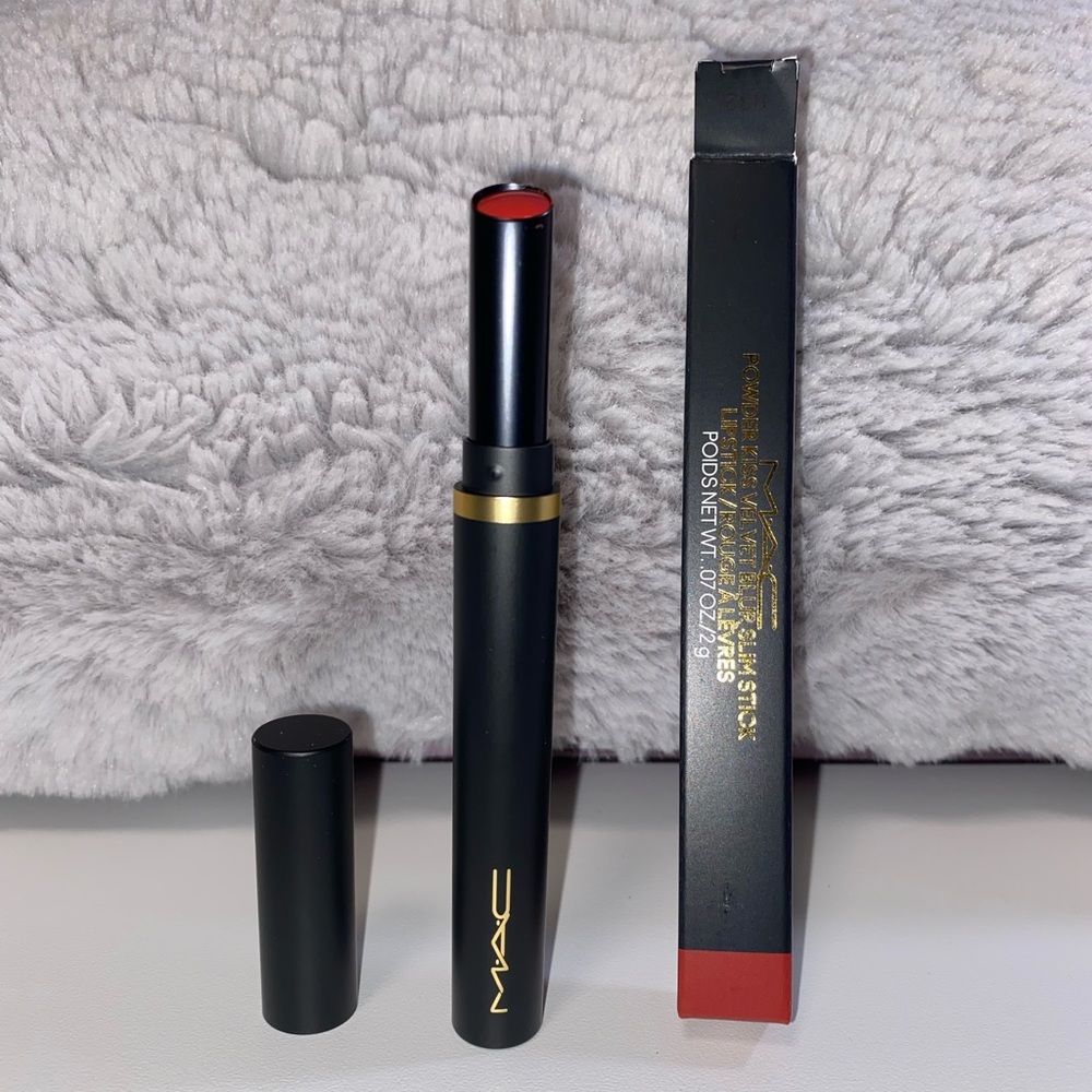 MAC Powder Kiss Velvet Blur Slim Stick in Devoted to Chili